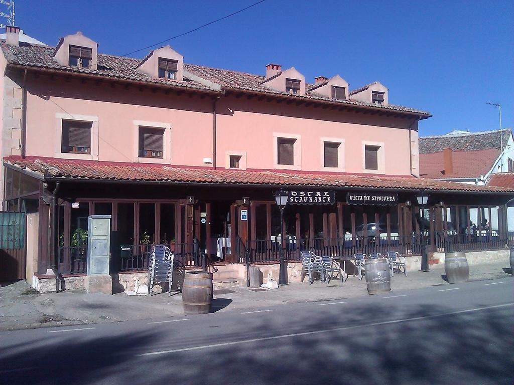 Hostal Restaurante Villa De Sepulveda Exterior photo